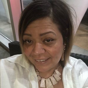 Meet your Posher, Carmen